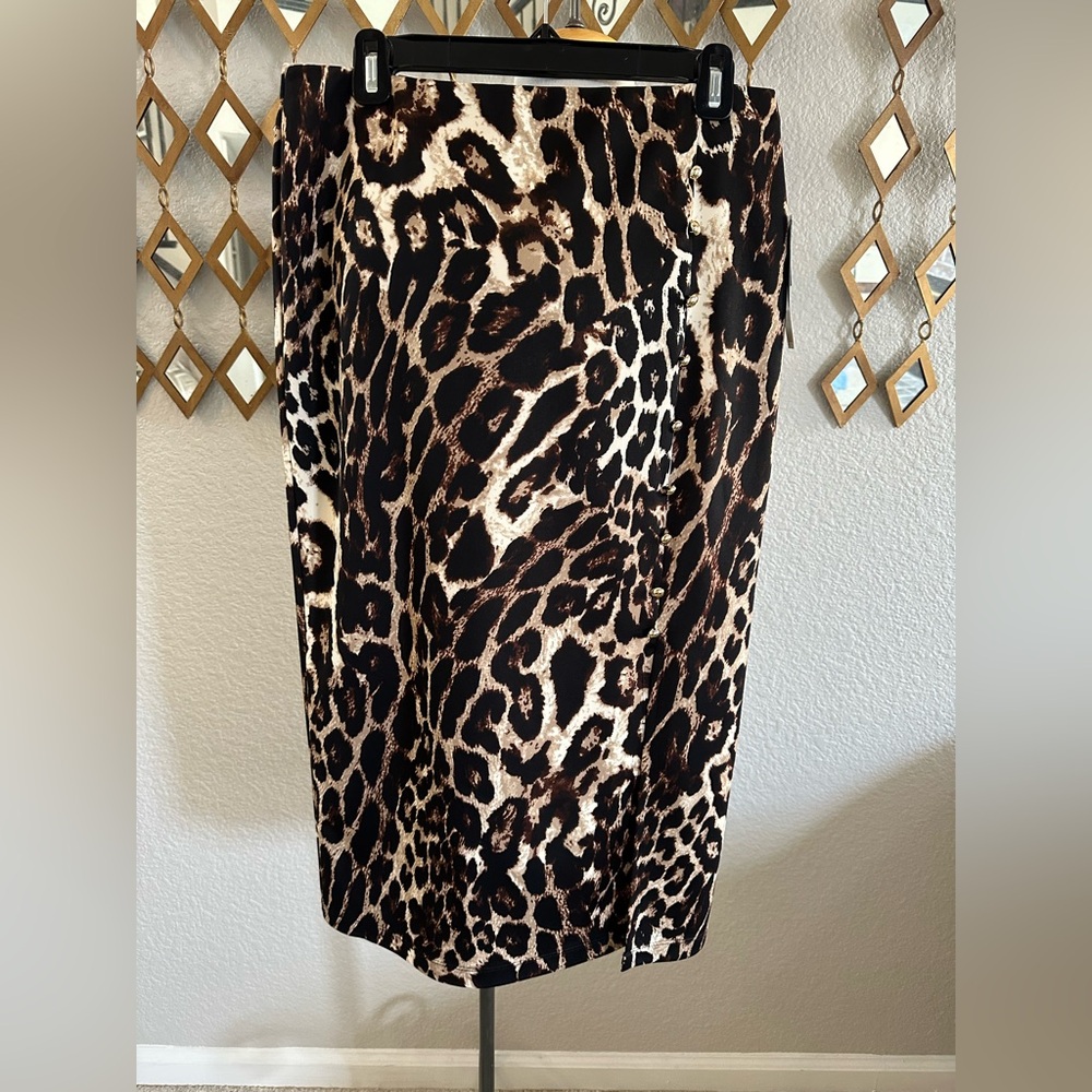 NYC Black and Tan Pencil Midi Skirt